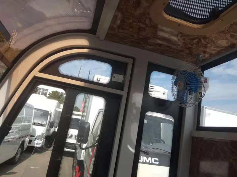 늄�(d��ng)��·܇(ch��)�DƬ