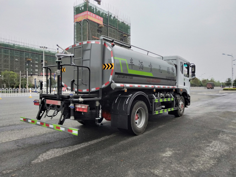 東風(fēng)D9灑水車12噸 東風(fēng)D9灑水車12噸